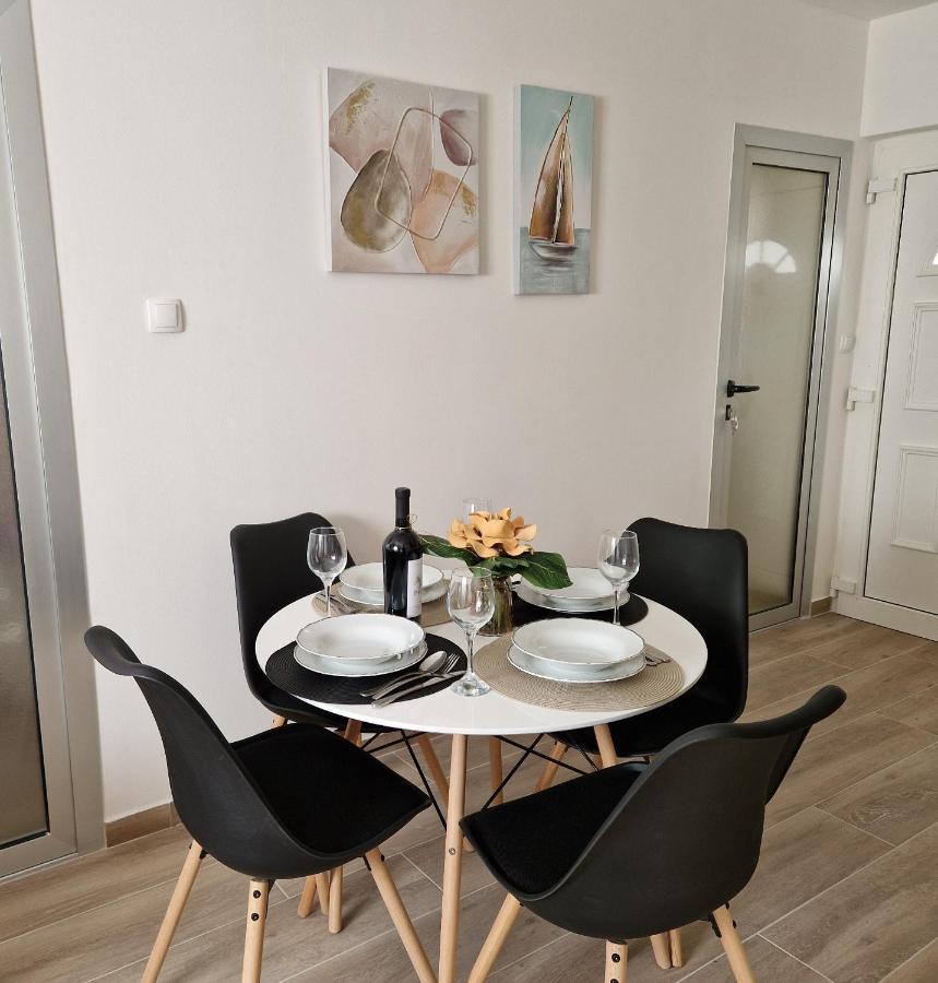 Apartments Duje สปลิท ภายนอก รูปภาพ