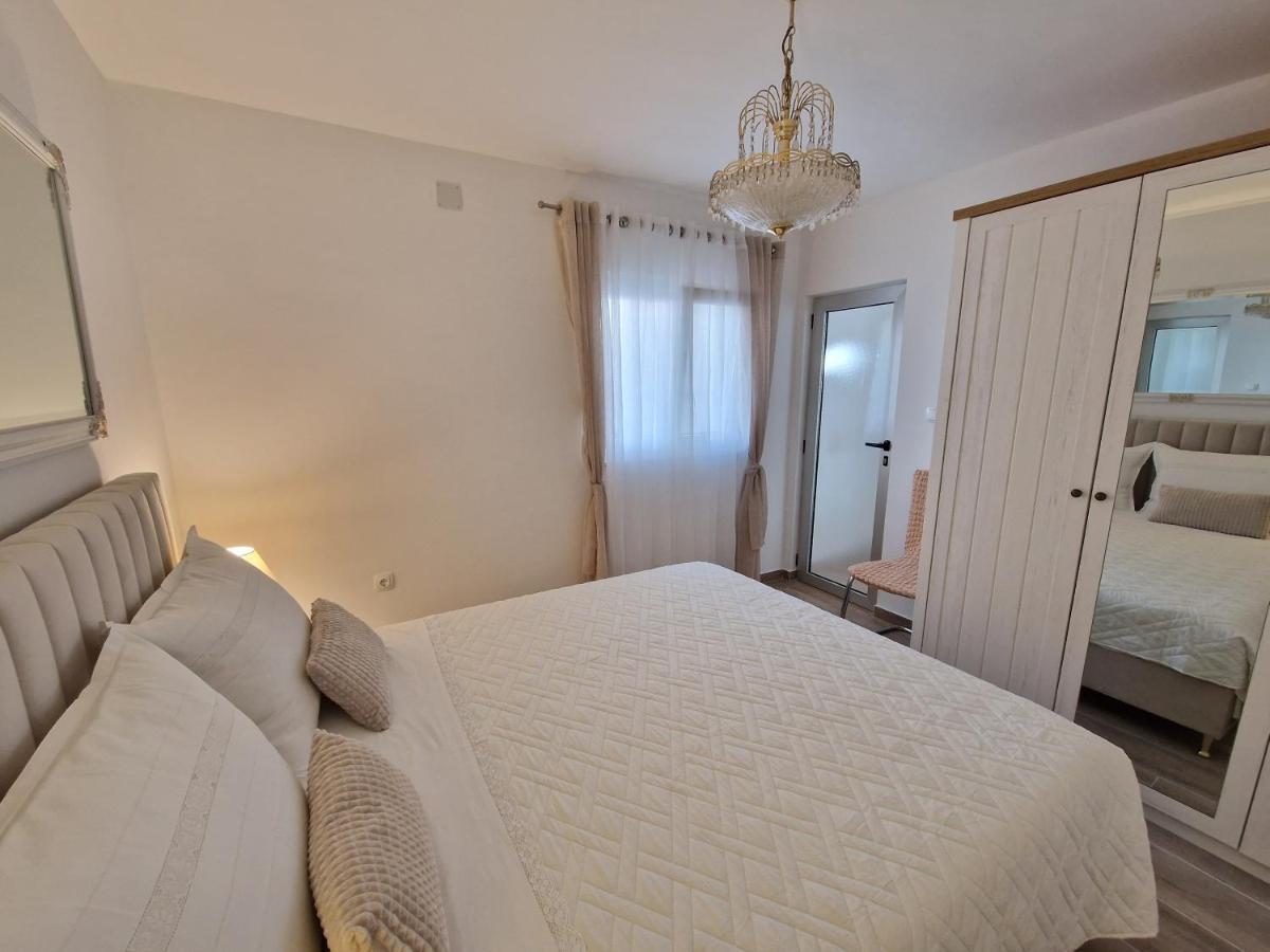 Apartments Duje สปลิท ภายนอก รูปภาพ
