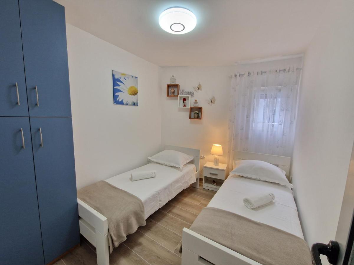 Apartments Duje สปลิท ภายนอก รูปภาพ