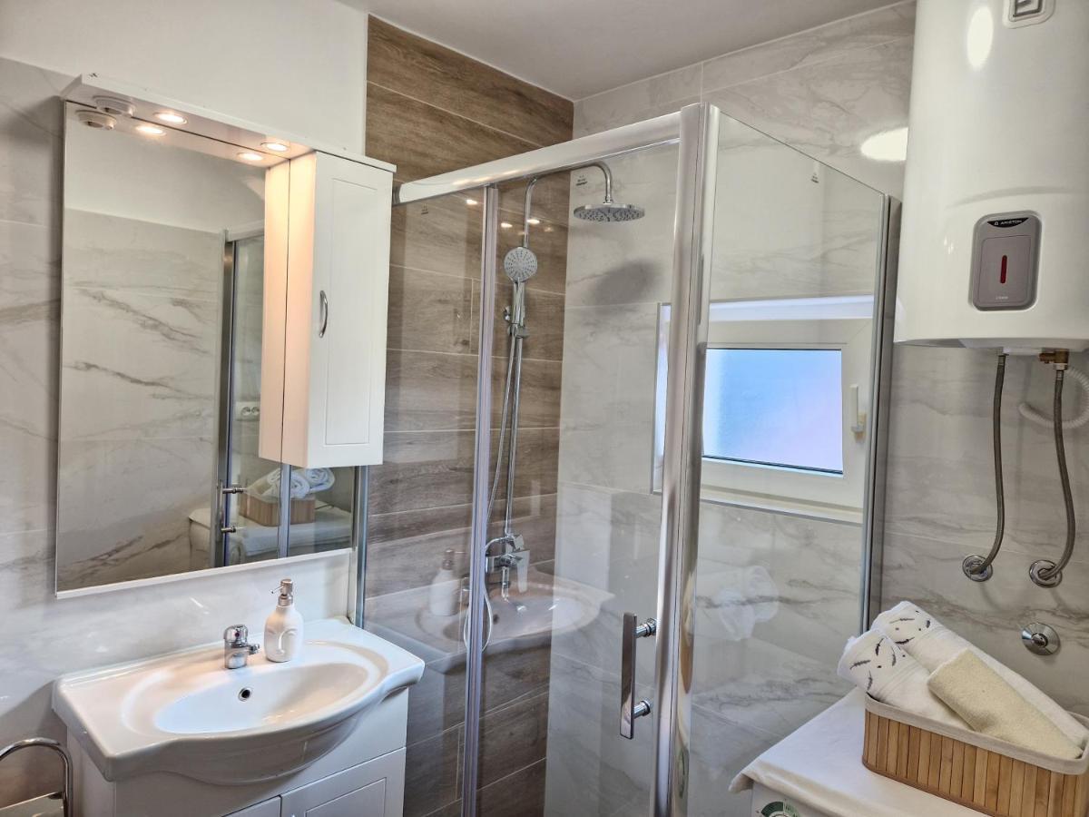 Apartments Duje สปลิท ภายนอก รูปภาพ