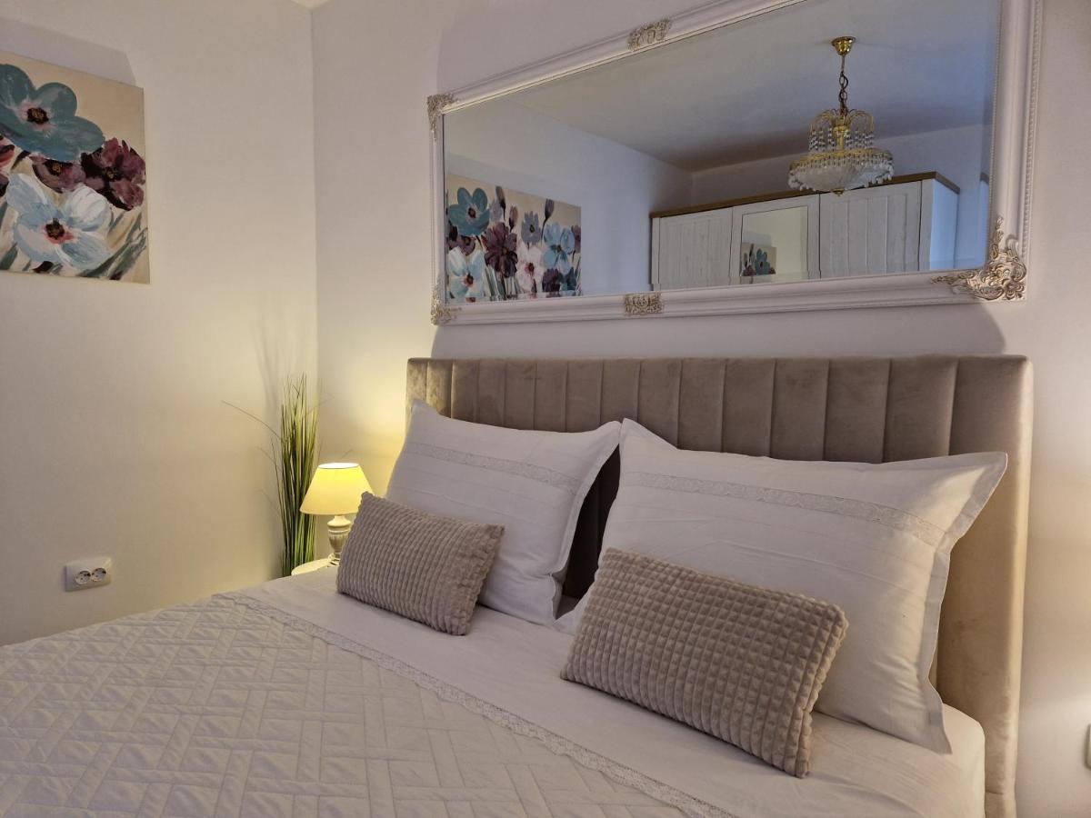 Apartments Duje สปลิท ภายนอก รูปภาพ