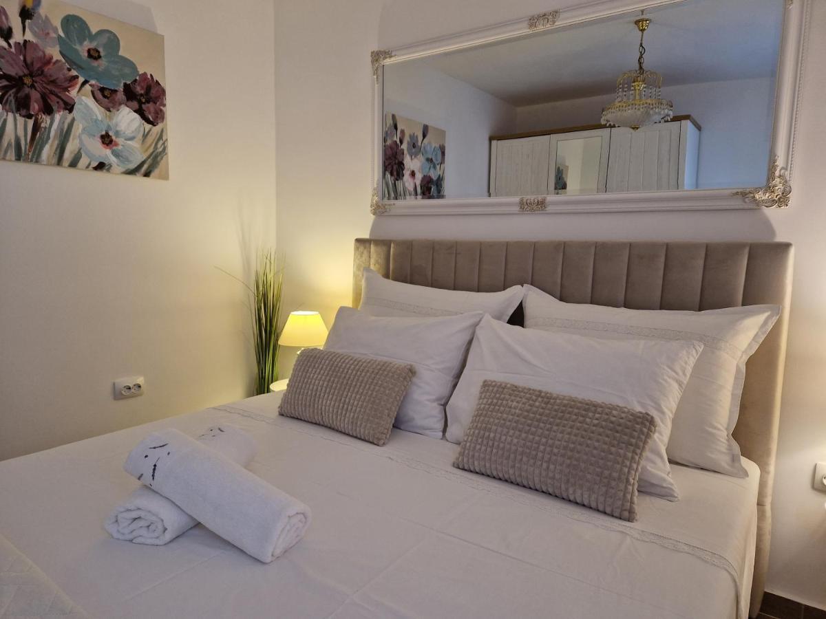Apartments Duje สปลิท ภายนอก รูปภาพ