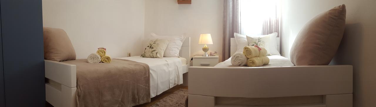 Apartments Duje สปลิท ภายนอก รูปภาพ